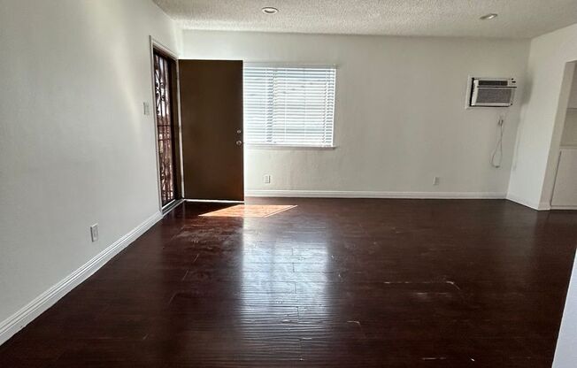 1 bed, 1 bath, 705 sqft, $1,795