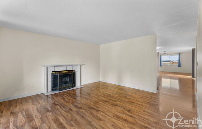 16004 NE 47 ST