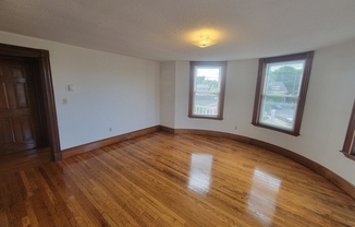 1 bed, 1 bath, 900 sqft, $2,300, Unit 3