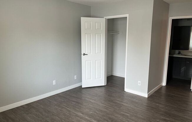 2 beds, 2 baths, 986 sqft, $2,845, Unit 537