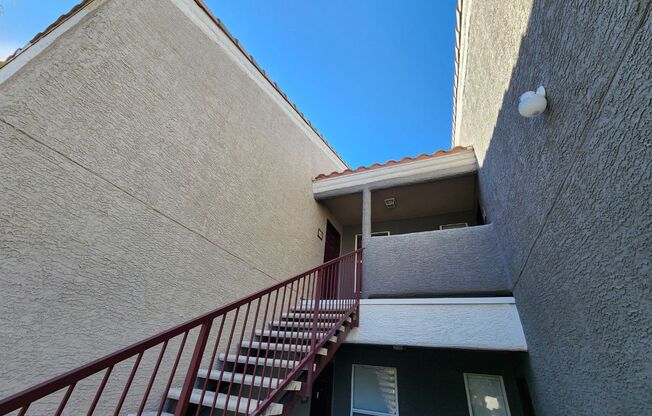 2 beds, 2 baths, $1,675, Unit # 2069