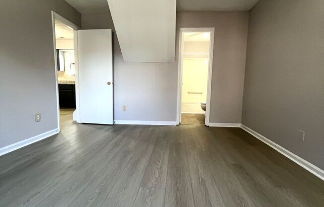 2 beds, 2 baths, 1,058 sqft, $1,249, Unit N