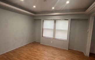 11903 AVON AVE