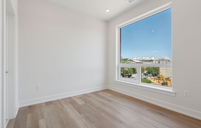 2 beds, 2 baths, 839 sqft, $2,385, Unit Unit 608