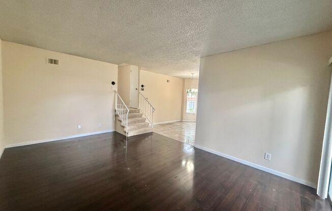 SOUTH SAN JOSE - Warm and Inviting condo in desirable neighborhood