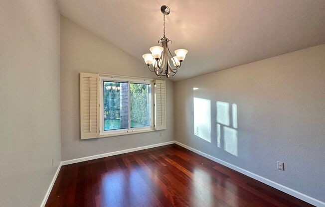 Elegant 3BR/2.5BA Home with Sparkling Pool!