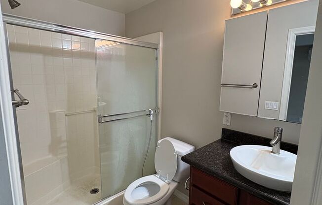 3 beds, 2 baths, $2,995, Unit # 115