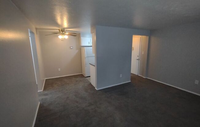 1 bed, 1 bath, 450 sqft, $805, Unit X201