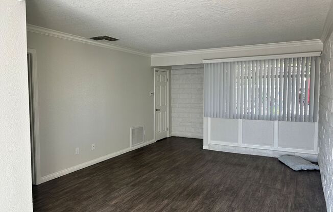 1 bed, 1 bath, 750 sqft, $2,465, Unit N5