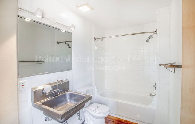 1 bed, 1 bath, 728 sqft, $1,615, Unit 147