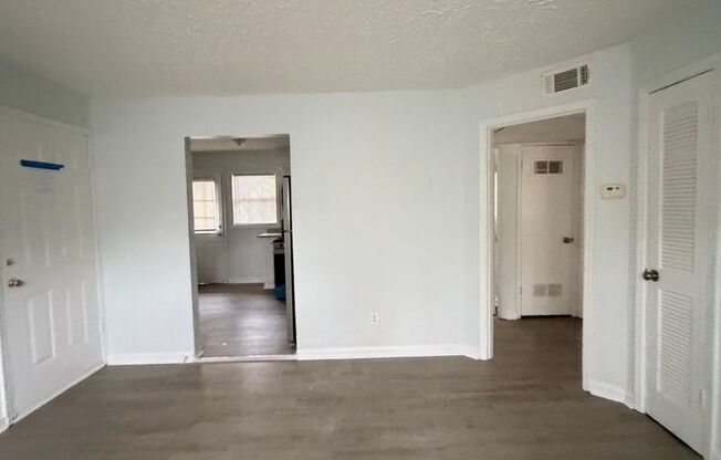 2 beds, 1 bath, $1,395, Unit 3230-13