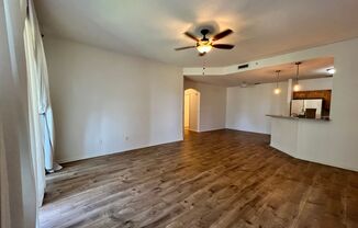 3 beds, 2 baths, $1,595, Unit # 723