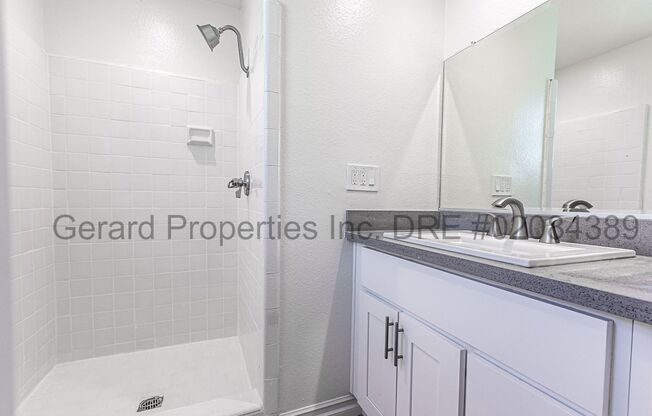 2 beds, 2 baths, $3,150, Unit #C