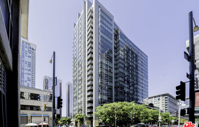 2 beds, 2 baths, 1,170 sqft, $4,000, Unit 1810