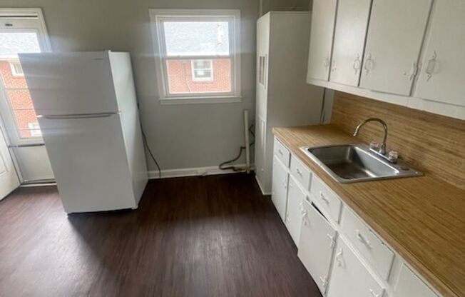 1431-1447 Clark Avenue & 540 McDaniel Street