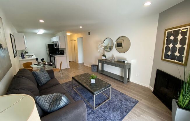 1 bed, 1 bath, $1,895, Unit 223