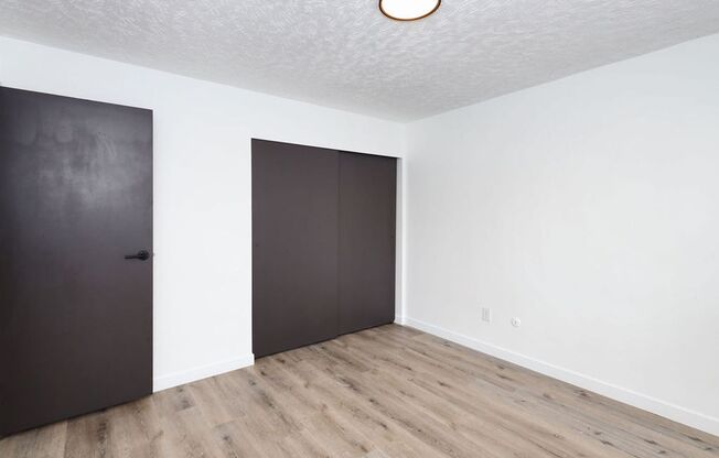 1 bed, 1 bath, 720 sqft, $1,095, Unit UNIT 12