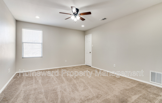 448 GRANT LN
