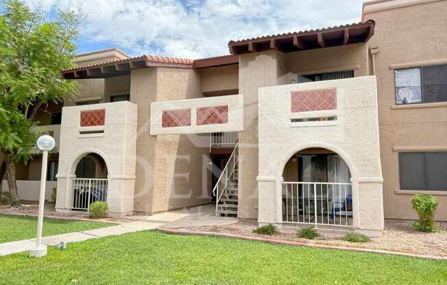 2 beds, 1.5 baths, 827 sqft, $1,295, Unit 2003