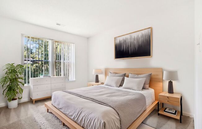1 bed, 1 bath, 708 sqft, $950, Unit 902-207