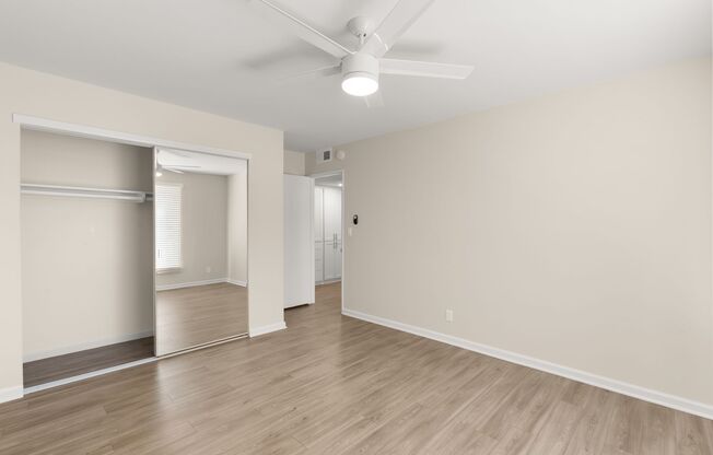 3 beds, 2 baths, 1,250 sqft, $2,800, Unit 101