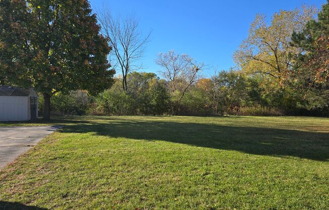 2 beds, 1 bath, 1,010 sqft, $1,279, Unit PL   2205