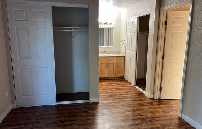 1 bed, 1 bath, 480 sqft, $2,310, Unit 92