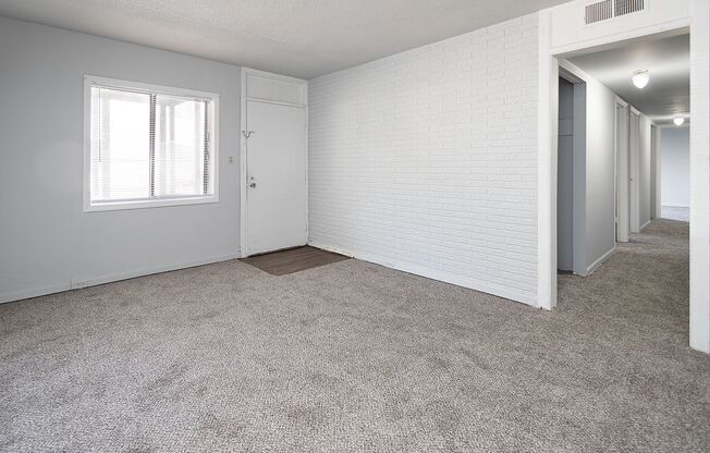 3 beds, 1.5 baths, $1,295, Unit 803-D