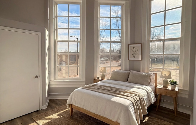 2 beds, 1 bath, 600 sqft, $1,250, Unit 106