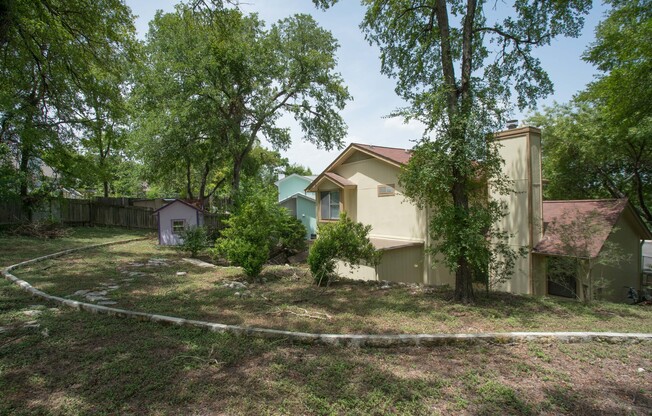 Fantastic renovated home at 5401 Loadstone Cove!