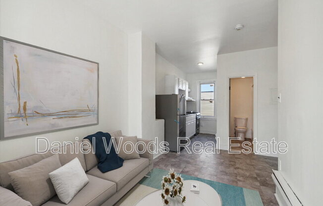 3927 POWELTON AVE