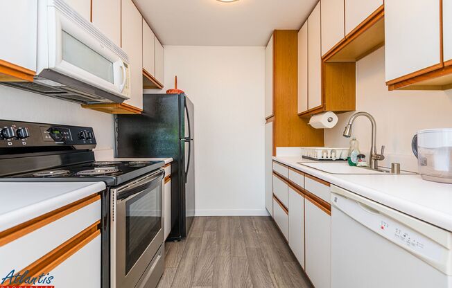 Lovely M.V. Condo | Furnished Option