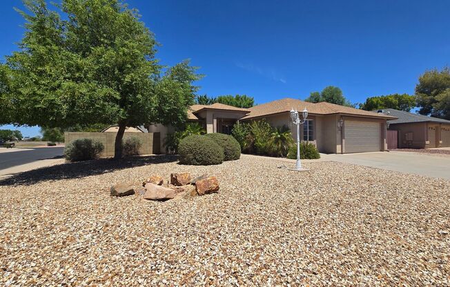 NEAR WESTGATE! Delightful 4bdr Corner Lot Home, Amazing backyard + RV gate