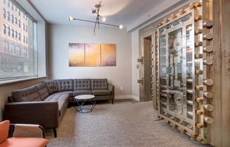 Studio, 1 bath, 470 sqft, $1,775, Unit 503