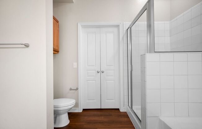 2 beds, 2 baths, 1,141 sqft, $2,102, Unit 01-129