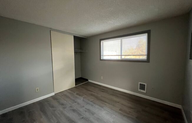 Surrey Square Apartments