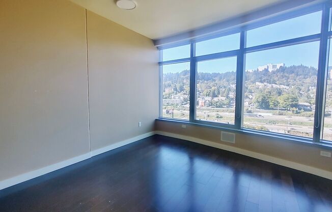 1 bed, 1 bath, $2,495, Unit UNIT 1300