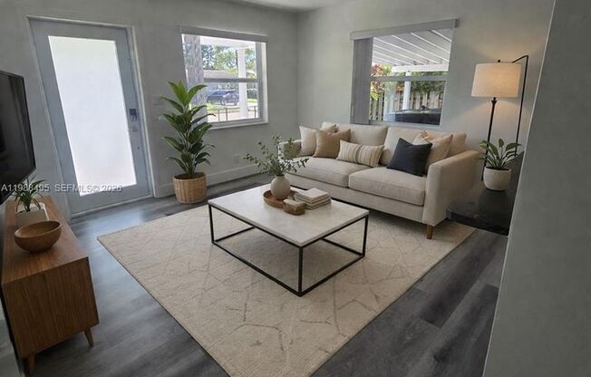 6421 ALLEN ST HOLLYWOOD, FL 33024