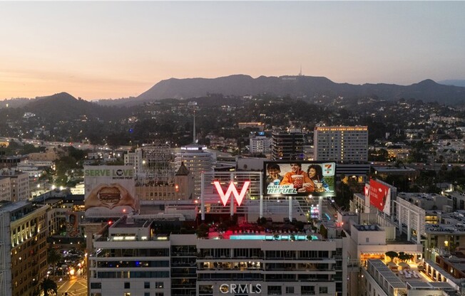 2 beds, 3 baths, 2,230 sqft, $11,000, Unit 14F