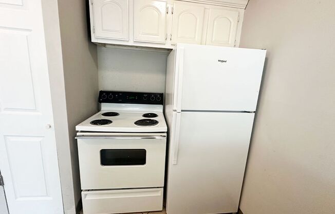 1 bed, 1 bath, 560 sqft, $795, Unit 601-33