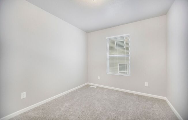 4 beds, 2.5 baths, $2,495