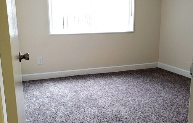 2 beds, 1.5 baths, 1,050 sqft, $1,900, Unit 3404 #101