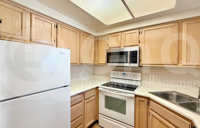 1 bed, 1 bath, 824 sqft, $1,349, Unit 1032