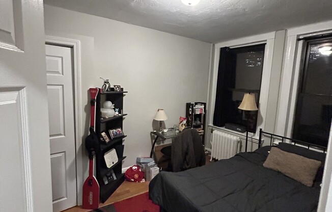 1 bed, 1 bath, $3,050, Unit 25