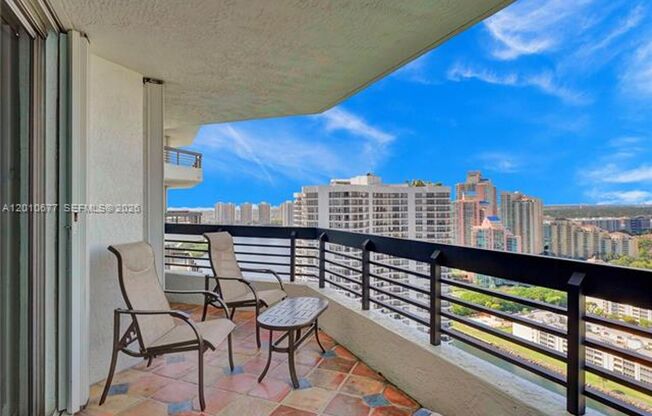 2 beds, 2 baths, $3,500, Unit # 3302