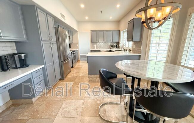 9437 E DREYFUS PL