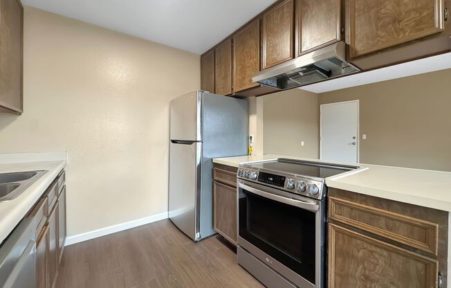 SD: 2BD/1BA Condo in Mira Mesa w/ Balcony, 2 Reserved Parking Spots & Community Pool!