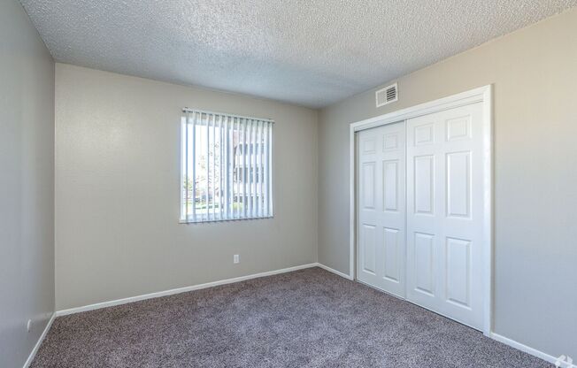 2 beds, 1 bath, 950 sqft, $1,050, Unit 3021-108