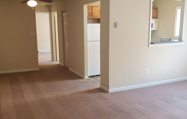1 bed, 1 bath, 725 sqft, $1,350, Unit A08