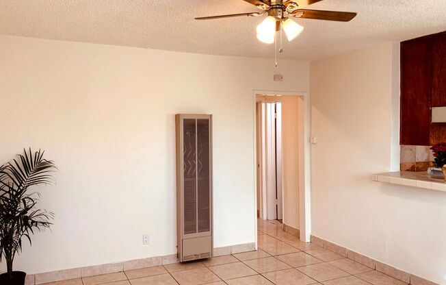 2 beds, 1 bath, $1,990, Unit 6